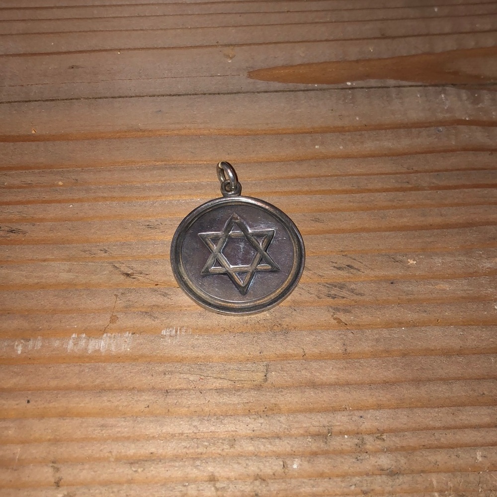 🔥Vintage Sterling silver Star of David pendant🔥